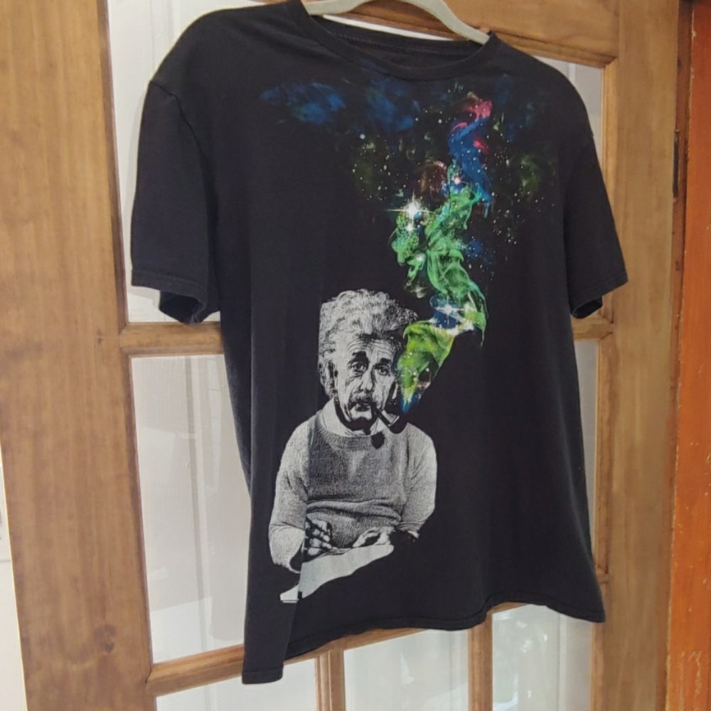 Galaxy Einstein Pipe Tee